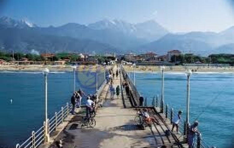 Terreno in vendita a Pietrasanta