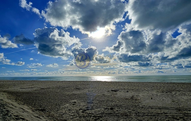 Terreno in vendita a Pietrasanta