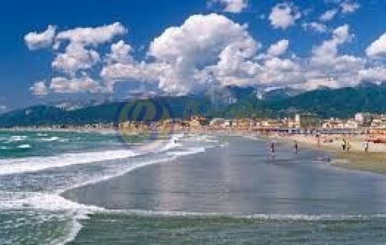 Terreno in vendita a Pietrasanta