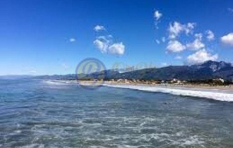 Terreno in vendita a Pietrasanta