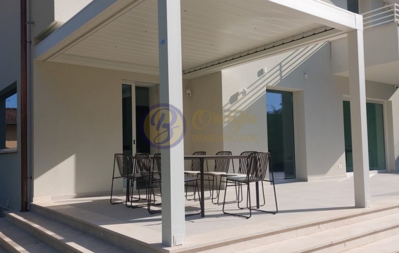 Villa singola in vendita a Pietrasanta