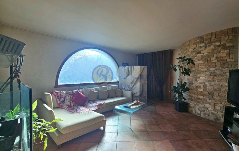 Villa singola in vendita a Massarosa