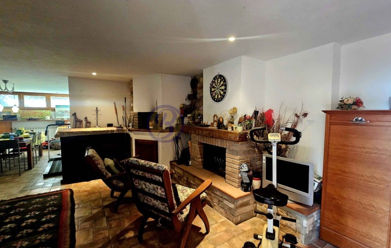 Villa singola in vendita a Massarosa