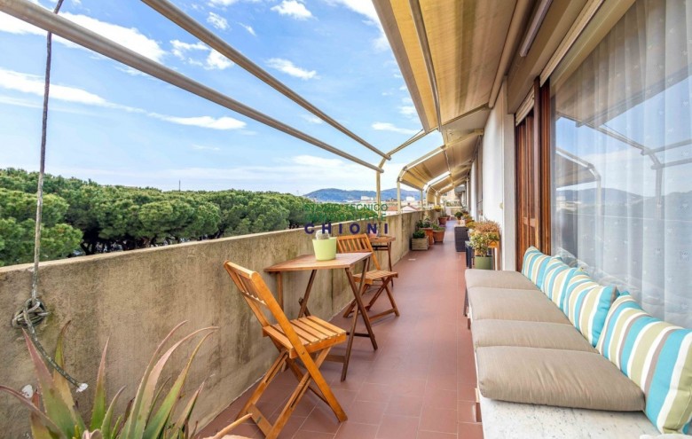 Attico in vendita a Carrara