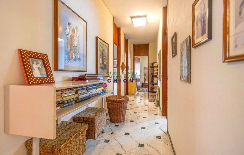 Attico in vendita a Carrara