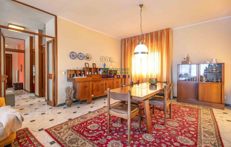 Attico in vendita a Carrara