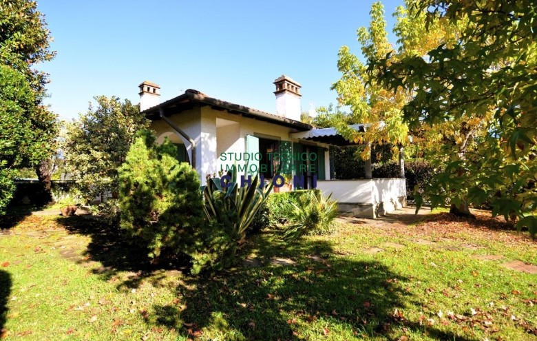 Villa singola in vendita a Forte dei Marmi