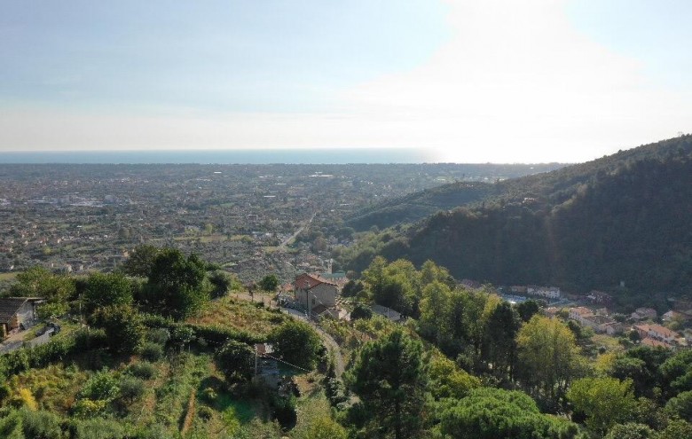 Villa singola in vendita a Pietrasanta