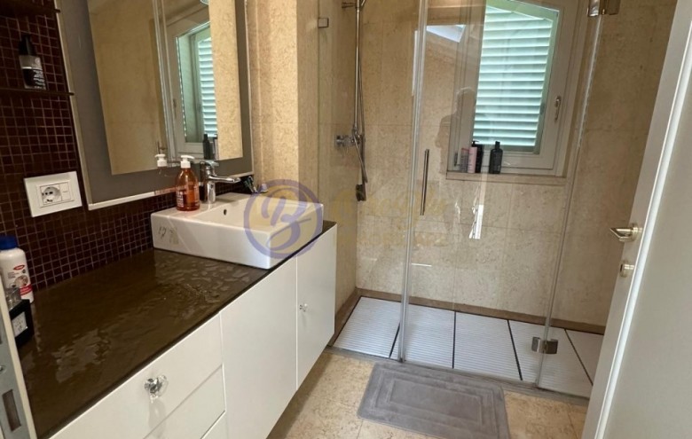 Villa singola in vendita a Pietrasanta