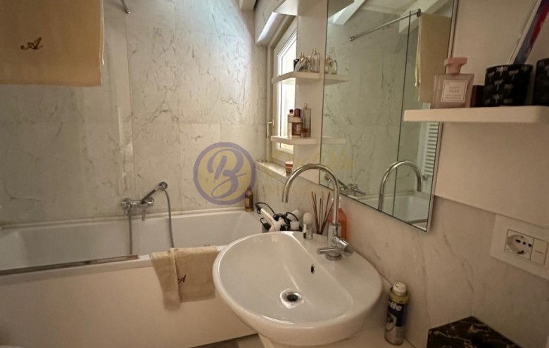 Villa singola in vendita a Pietrasanta