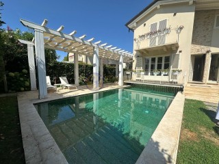 Villa singola in vendita a Marina di Pietrasanta