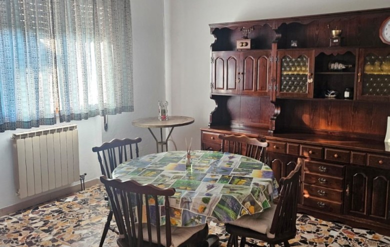 Bifamiliare in vendita a Seravezza