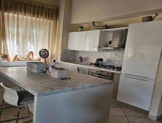 Appartamento in vendita a Querceta