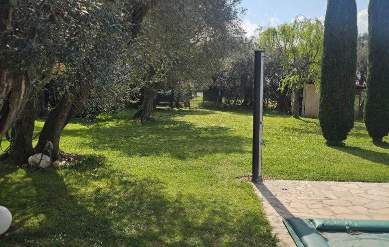 Villa singola in vendita a Seravezza
