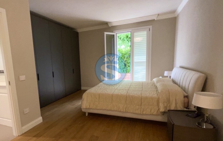 Villa singola in affitto a Pietrasanta