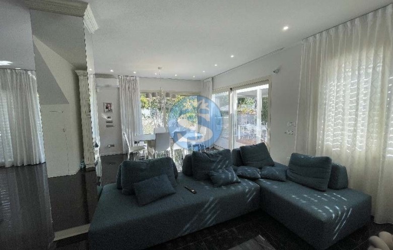 Villa singola in affitto a Pietrasanta