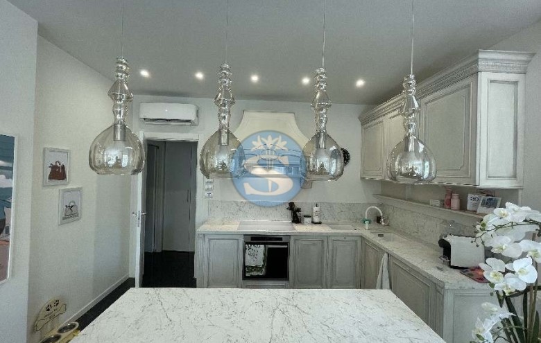 Villa singola in affitto a Pietrasanta