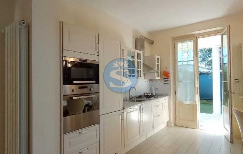 Appartamento in affitto a Pietrasanta