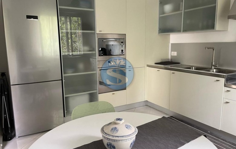 Villa singola in affitto a Pietrasanta