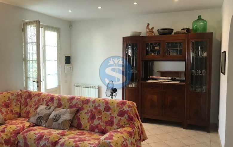 Villa singola in affitto a Pietrasanta