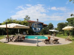 forte-dei-marmi-affitto-estate-2023-villa-con-piscina-e-parco-sa112