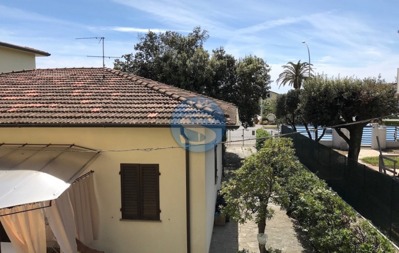 Appartamento in affitto a Pietrasanta