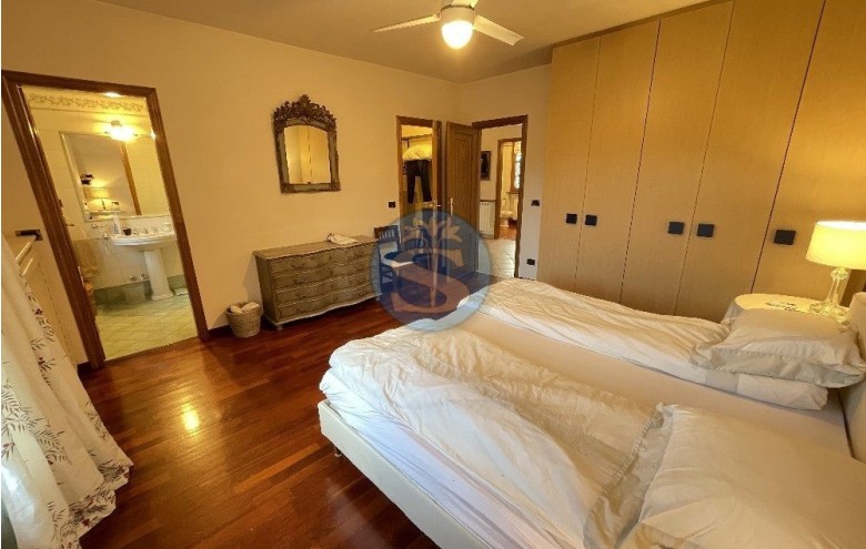 Villa singola in affitto a Pietrasanta