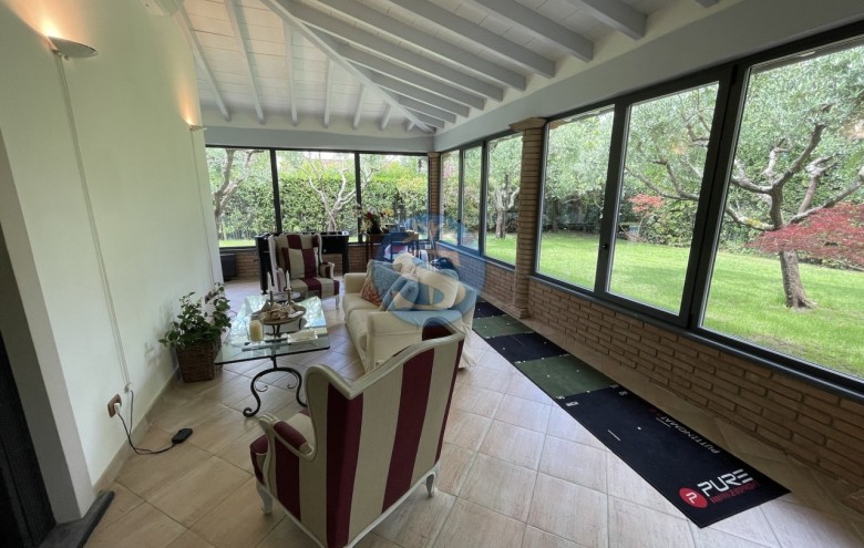 Villa singola in affitto a Pietrasanta