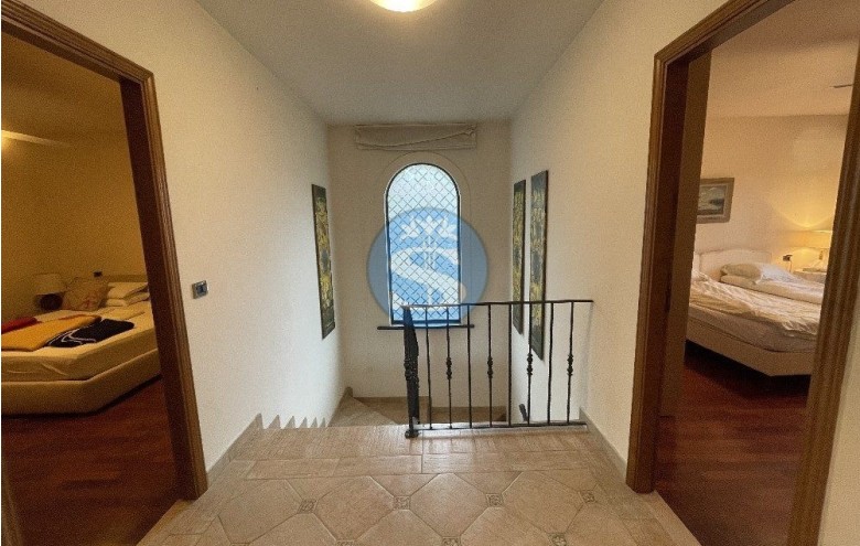 Villa singola in affitto a Pietrasanta