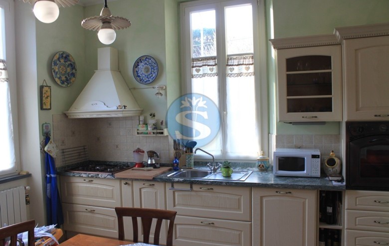 Villa singola in affitto a Pietrasanta