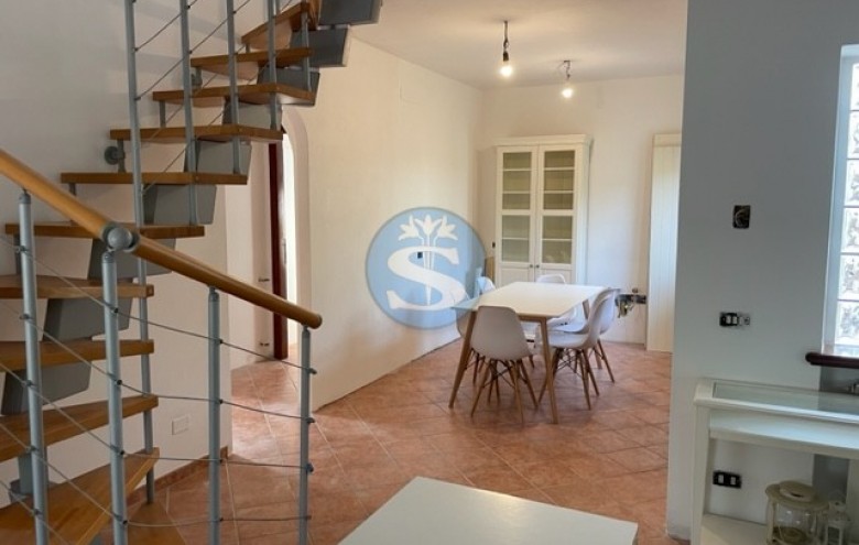 Villa singola in affitto a Pietrasanta