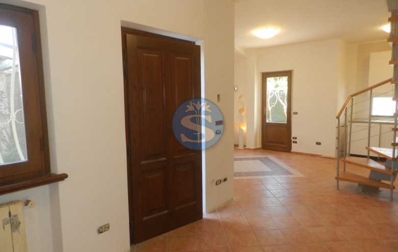 Villa singola in affitto a Pietrasanta