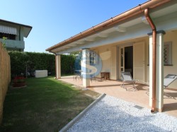 forte-dei-marmi-affitto-settimanale-di-villino-nuovo-con-1-camera