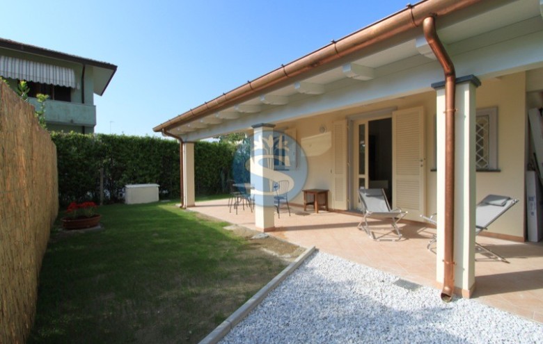 Villa singola in affitto a Forte dei Marmi