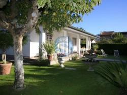 forte-dei-marmi-affitto-estivo-settimanale-bella-villa-3-camere-5-pletto-2-bagni