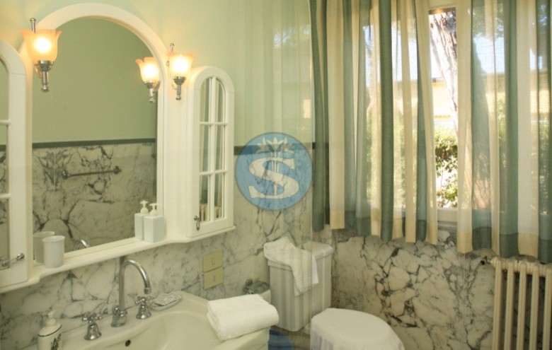 Villa singola in affitto a Forte dei Marmi