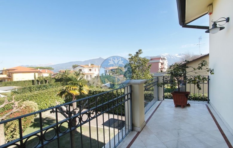 Villa singola in affitto a Forte dei Marmi