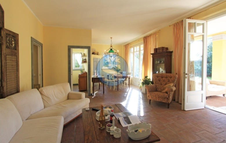 Villa singola in affitto a Forte dei Marmi