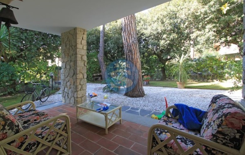 Villa singola in affitto a Forte dei Marmi