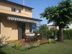 forte-dei-marmi-affitto-settimanale-villa-con-3-camere-e-3-bagni-rif-sa520-alessand