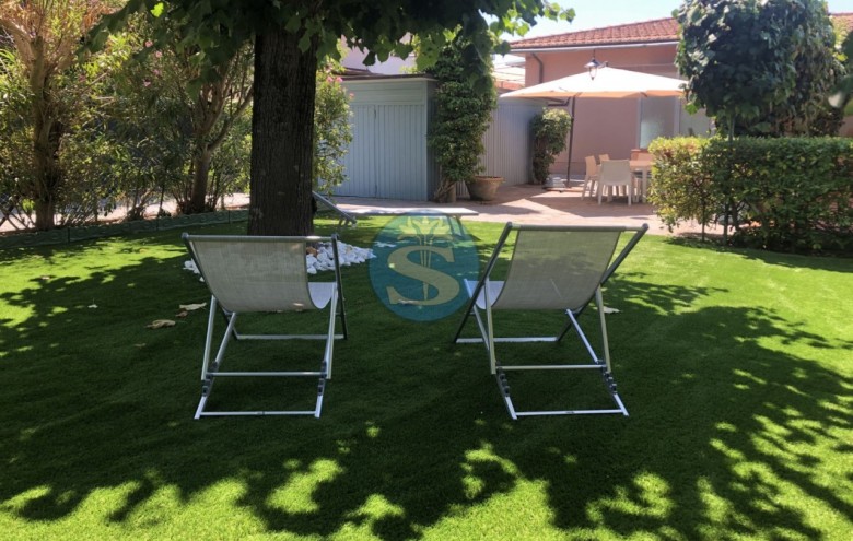 Villa singola in affitto a Forte dei Marmi