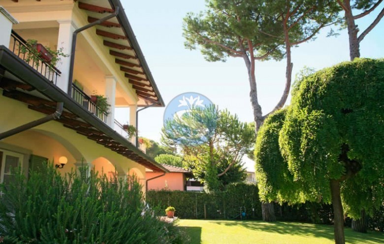 Villa singola in affitto a Forte dei Marmi
