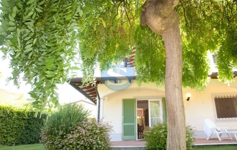 Villa singola in affitto a Forte dei Marmi
