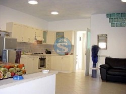 marina-di-pietrasanta-300-mtmare-appto-pterra-2-camere-villetta-arancio-last-mi