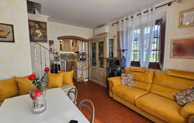 Villetta a schiera in vendita a Seravezza