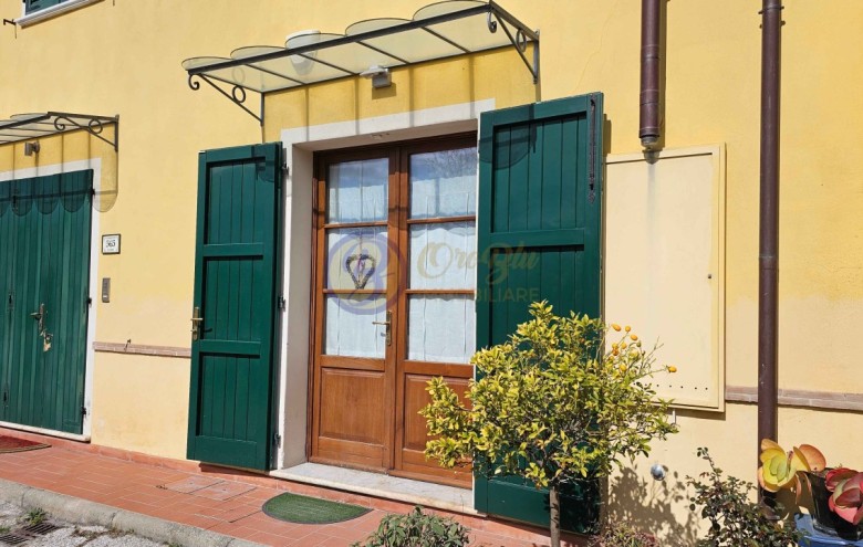 Villetta a schiera in vendita a Seravezza