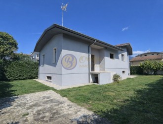 Villa singola in vendita a Querceta