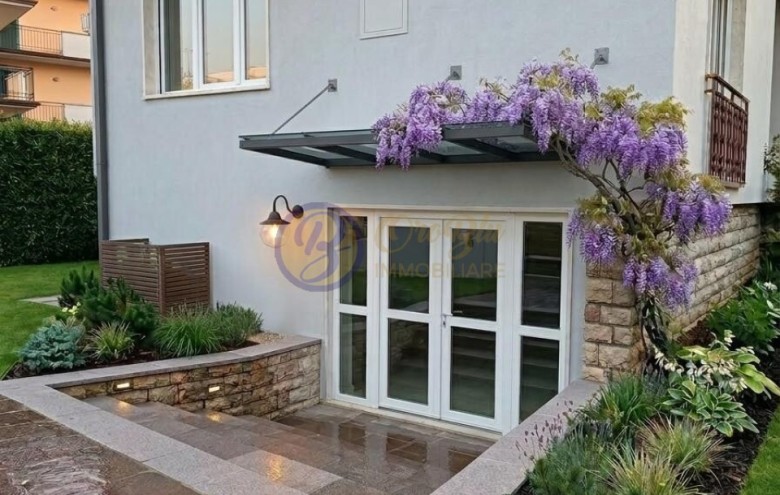 Villa singola in vendita a Seravezza