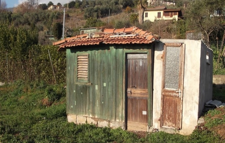 Terreno in vendita a Pietrasanta