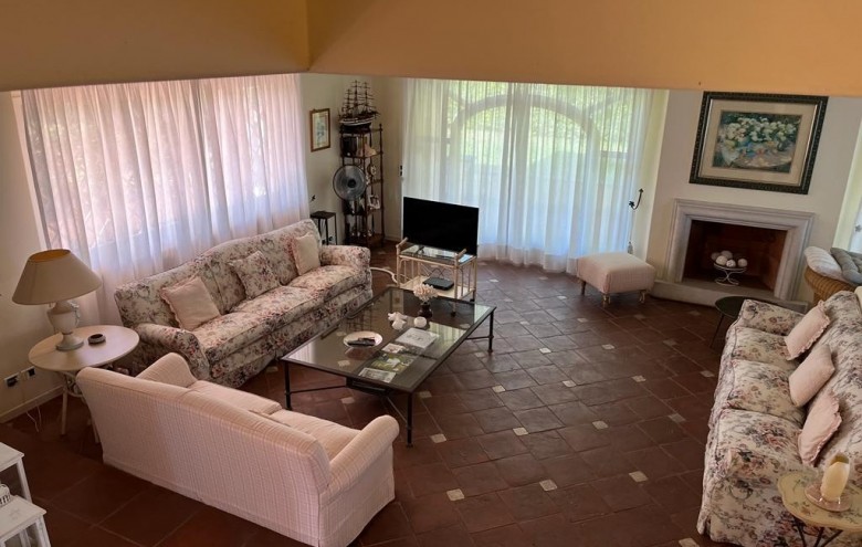 Villa singola in affitto a Forte dei Marmi